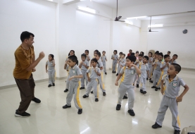 1_DANCE-4